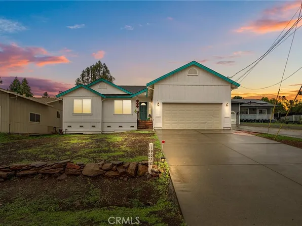 19070 Ravenhill Rd, Hidden Valley Lake, CA 95467