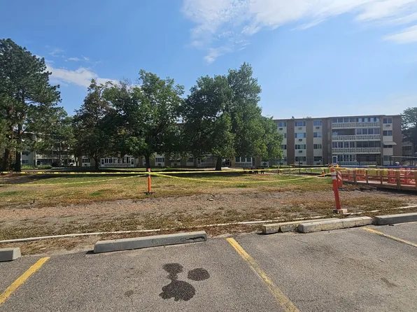 9355 E Center Ave, Denver, CO 80247