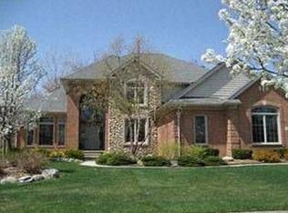 7018 Yarmouth Dr, West Bloomfield, MI 48322