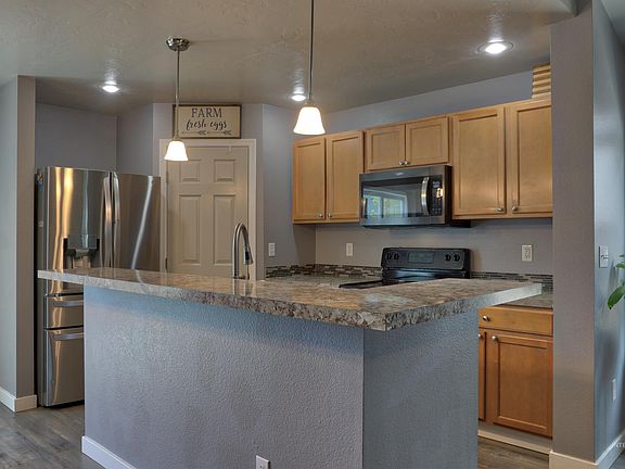5th image of 11719 Altamont St