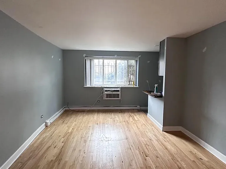 663-663 W Grace St #663-318 — Photo 2