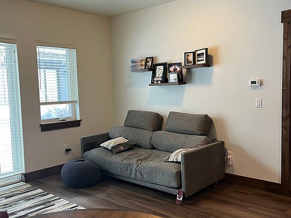 4th image of 8531 S Caribou Ct