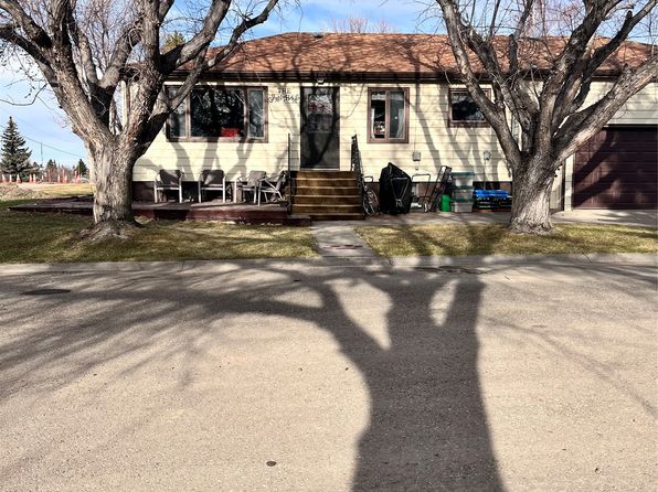 415 Jimmy Ave, Shelby, MT 59474
