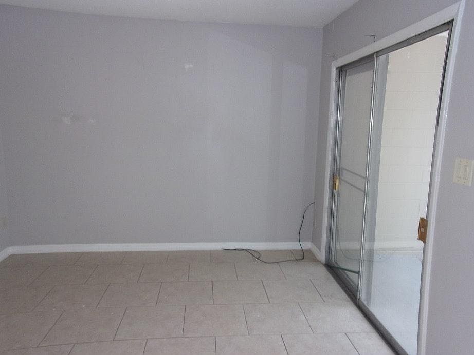 2nd image of 417 18th Ave N