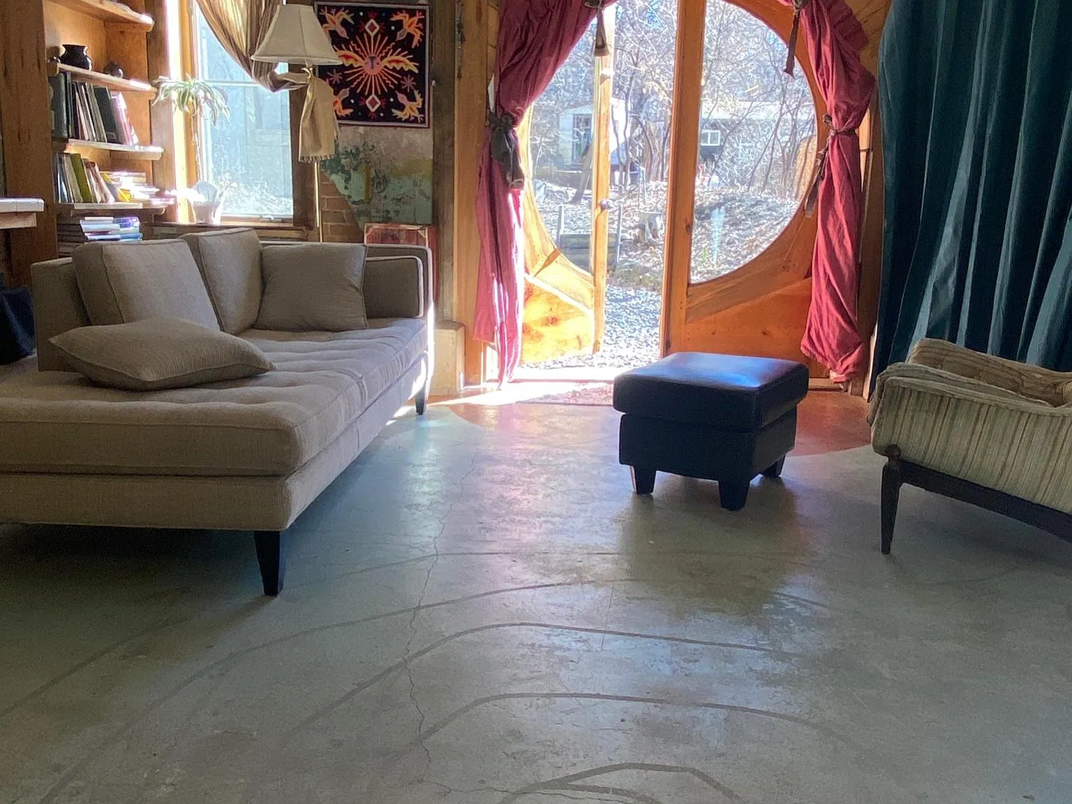 1 bed, 1200 sqft, $1,600 — Photo 3