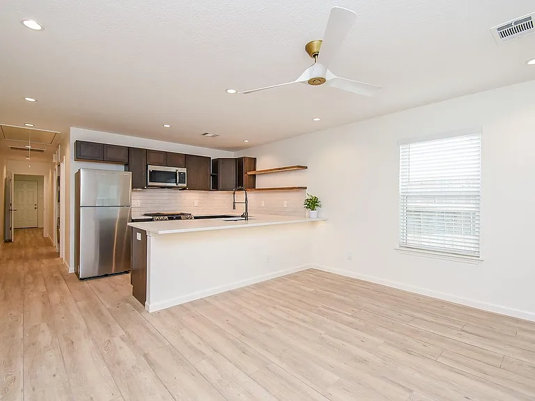 2509 Terry St #B — Photo 2
