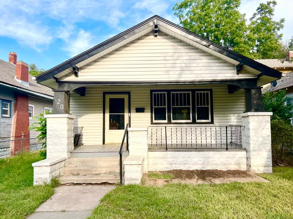 320 S Dodge Ave, Wichita, KS 67213