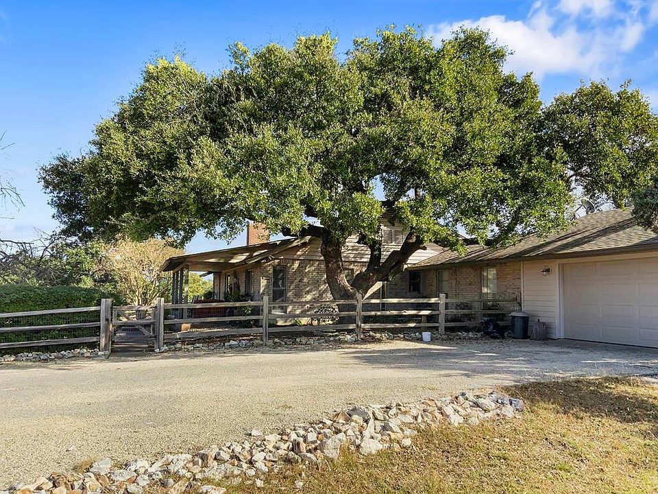 1st image of 211 S Spanish Oak Trl