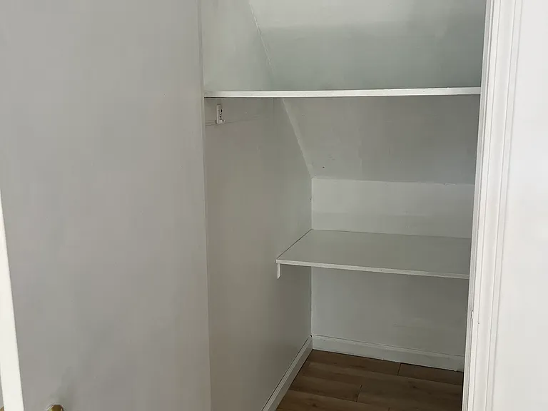 294 Meridian St — Photo 15
