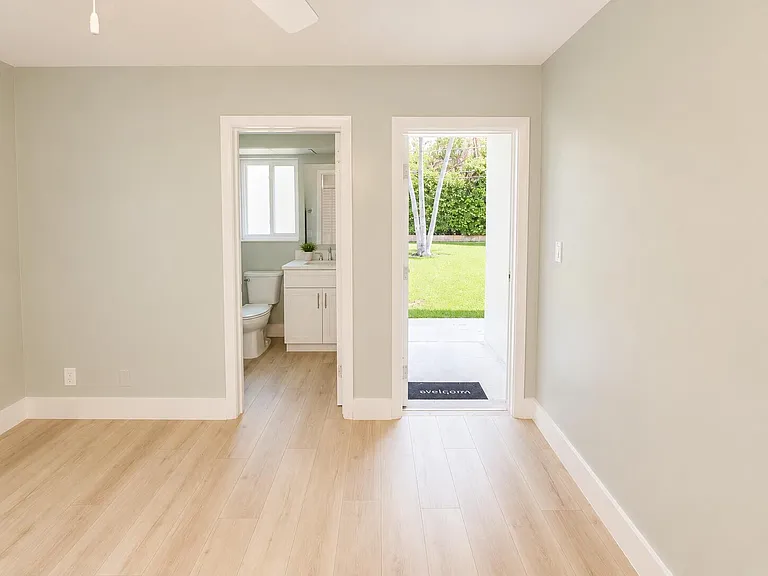 1232 Cabana Rd #1 — Photo 16