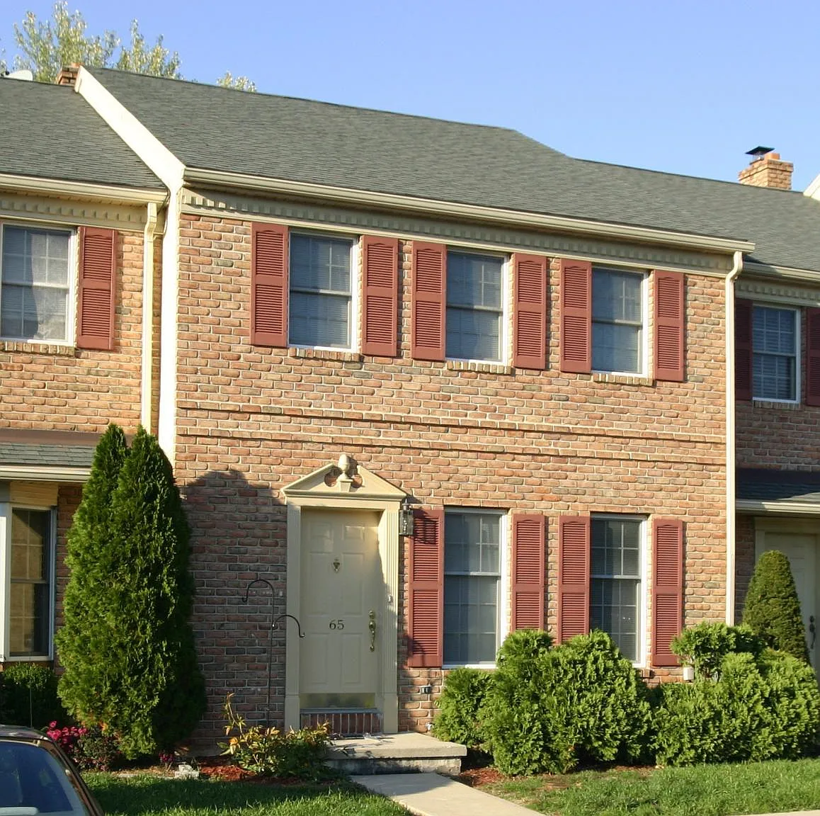 3 bed, 2.5 bath, 1650 sqft, $2,150 — Photo 1