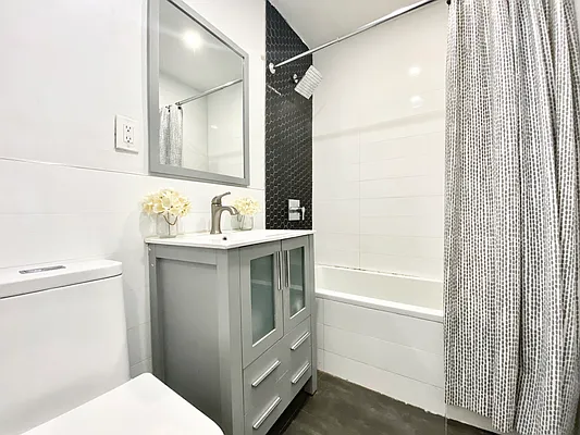 Rented by Voro NYC | media 17