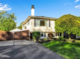 3304 Warner Dr, Grand Island, NY 14072