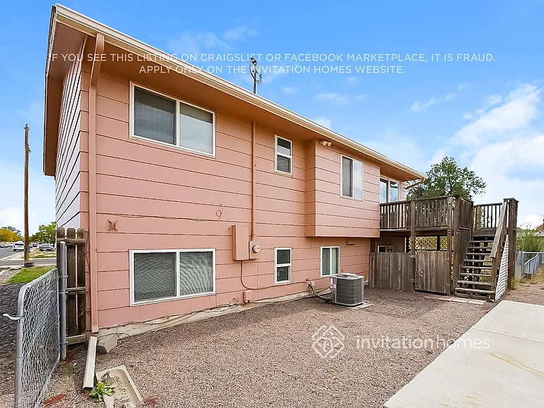 647 S 6th Ave — Photo 14