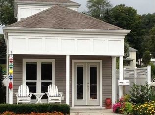 1109 Riverside Dr, Beaver, PA 15009