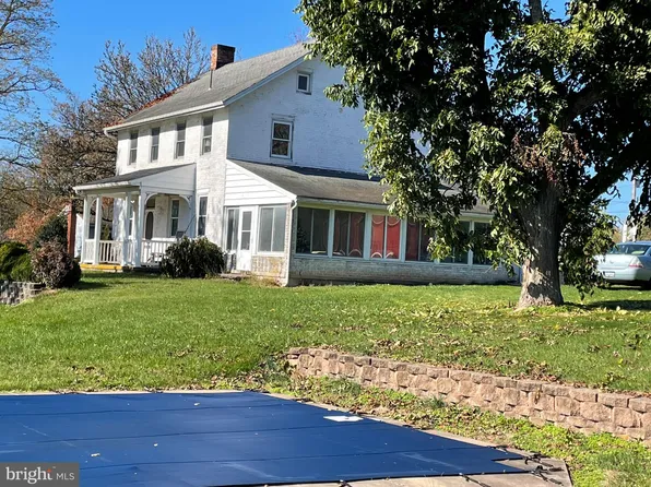 196 Lost Hollow Rd, Dillsburg, PA 17019