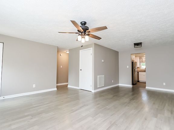 5th image of 531 Ashwood Dr