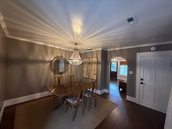 2 bed, 1.0 bath, 1007 sqft, $2,500 — Photo 3
