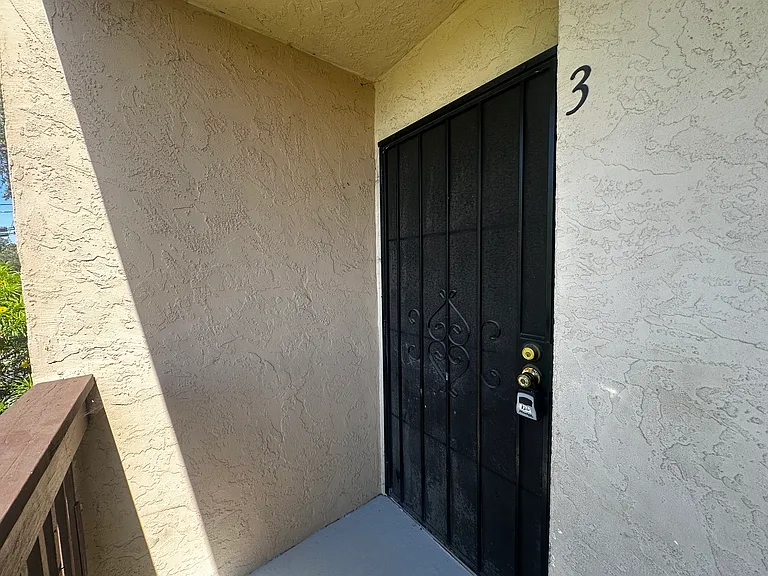 389 S Lincoln Ave #3 — Photo 16