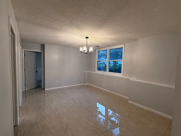 112 Timberwood Ct — Photo 12