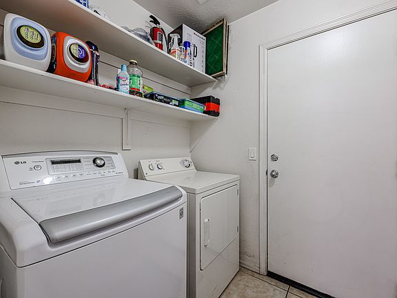 4th image of 13959 W Country Gables Dr
