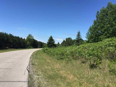 19 & 20 Crestview Pl, Cadillac, MI, 49601