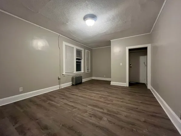 7 Alden St APT B3, Hartford, CT 06114