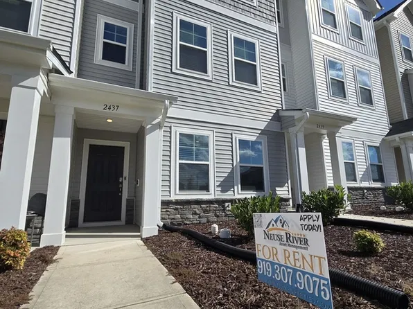 2437 Kasota Ln, Raleigh, NC 27610
