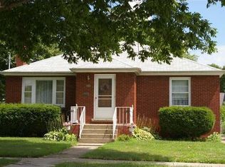 233 75th St, Niagara Falls, NY 14304