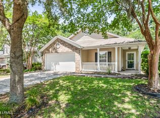 32 Shadow Moss Dr, Beaufort, SC 29906