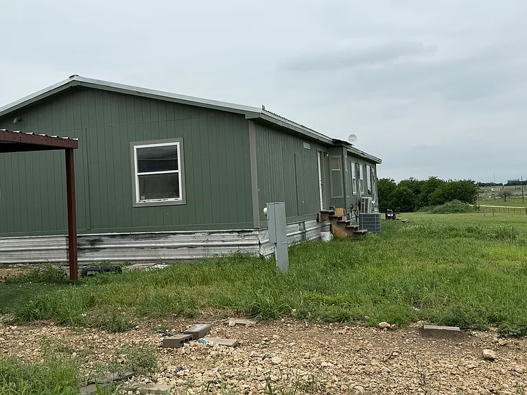 3961 FM 2331 — Photo 16