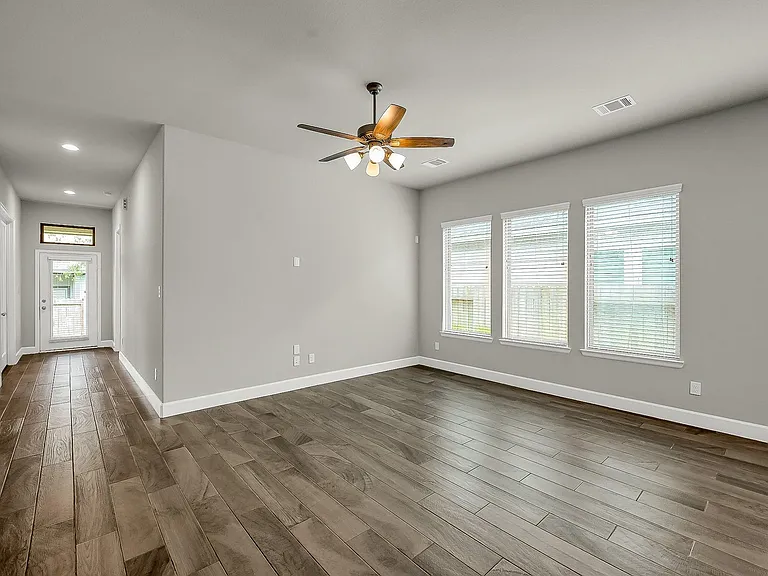 328 Rise Ln — Photo 23
