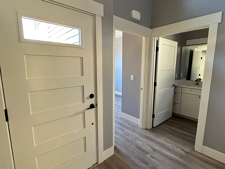 912 Citadel Dr — Photo 43