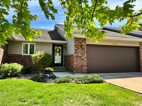 1807 Sierra Ct, Freeport, IL 61032