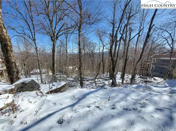 116 Village Road, Beech Mountain, NC 28604