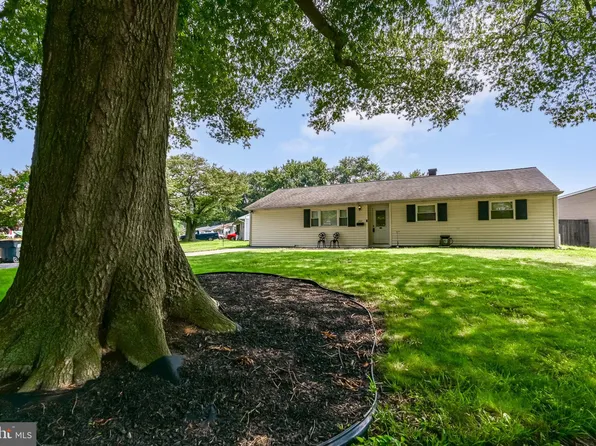 207 Nathaniel Rd, Newark, DE 19713