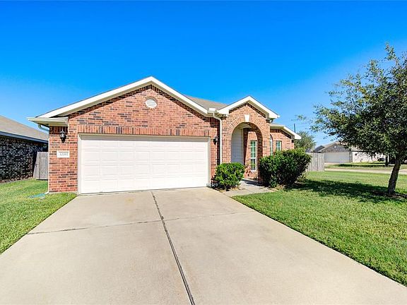 4th image of 22202 Thresher Ct