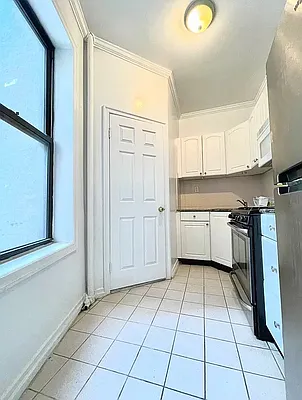 Rented by City Connections Realty | media 12