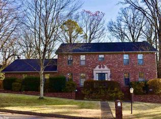 42 Woodberry Rd, Little Rock, AR 72212