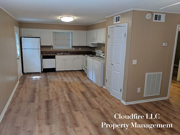 2nd image of 224 James Cir
