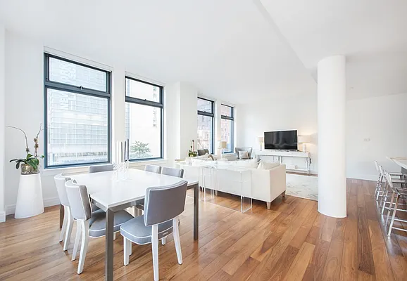 Rented by Compass | media 52