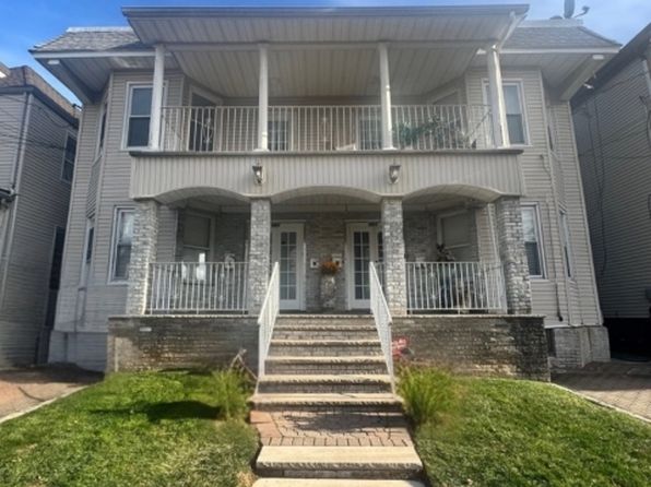 581 Walnut St Floor 2