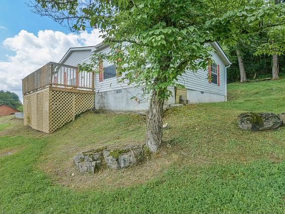 2nd image of 451 Geisler Rd