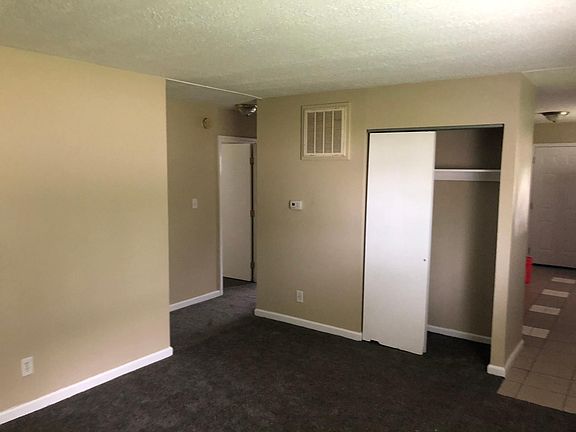 4th image of 3117 Southfield Dr #3117