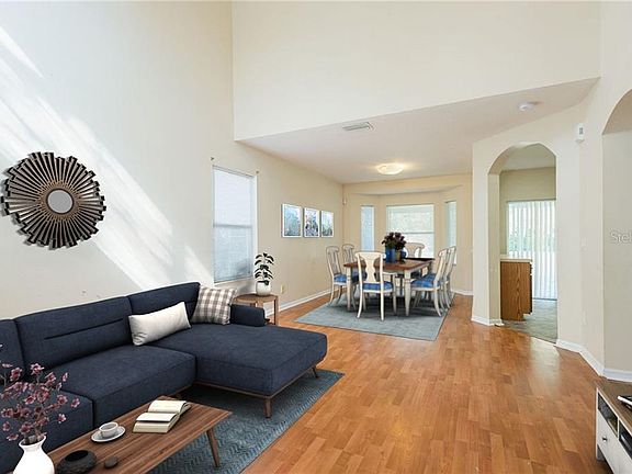 3rd image of 1616 Marsh Wood Dr