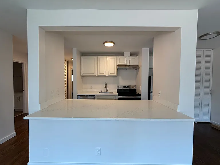 Century Terrace — Photo 51
