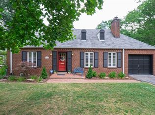 1514 Williamsburg Pl, Pittsburgh, PA 15235