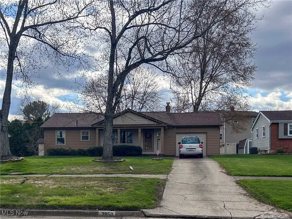 3850 S Schenley Ave, Youngstown, OH 44511