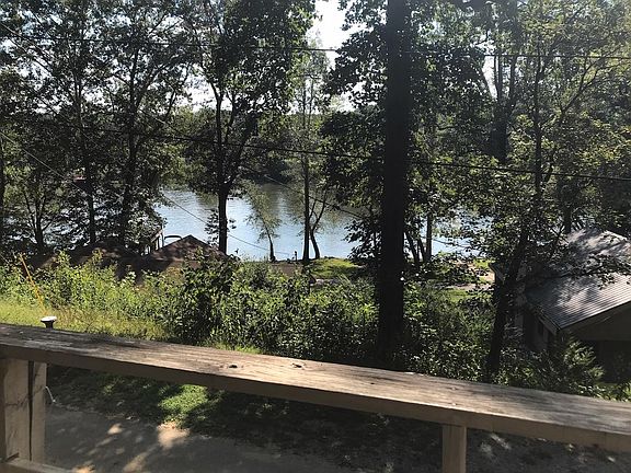 2nd image of 6644 Pelican Cir
