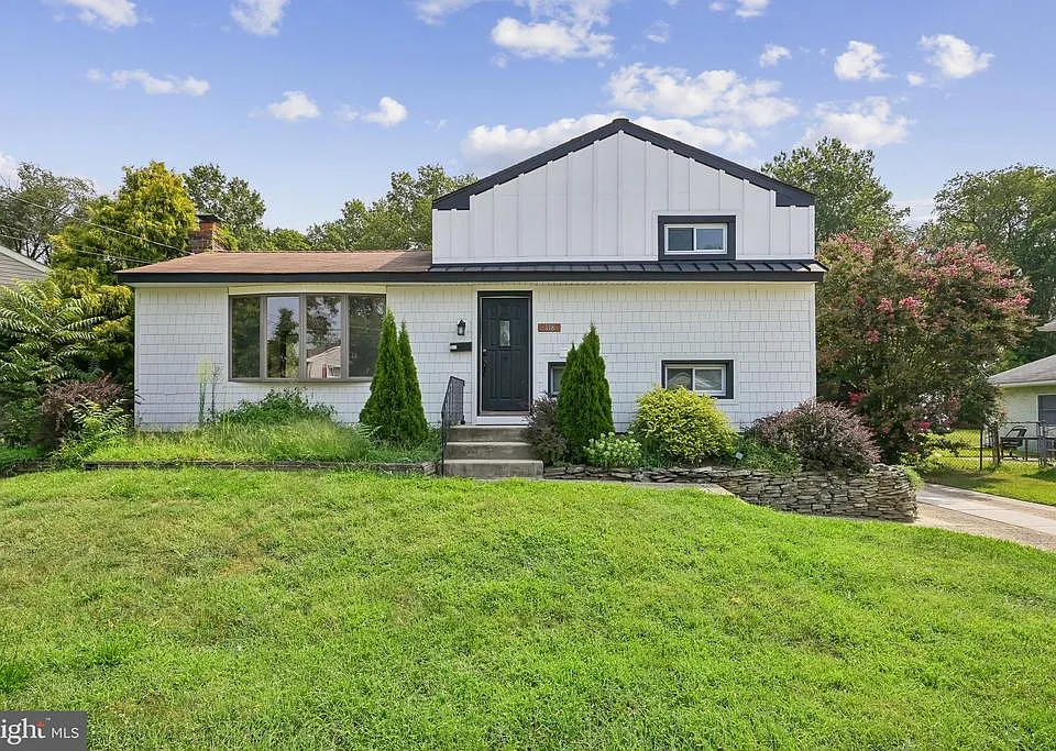 118 Sylvan Ter